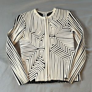 Alexandra Rosati Size 6P White on Black Mesh Zip-up Top